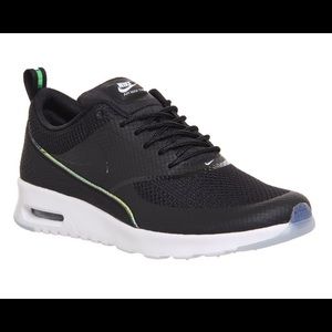 Nike AirMax Thea- Black iridescent